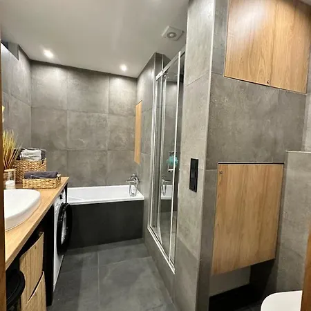 Strateny Kluc * Revúca