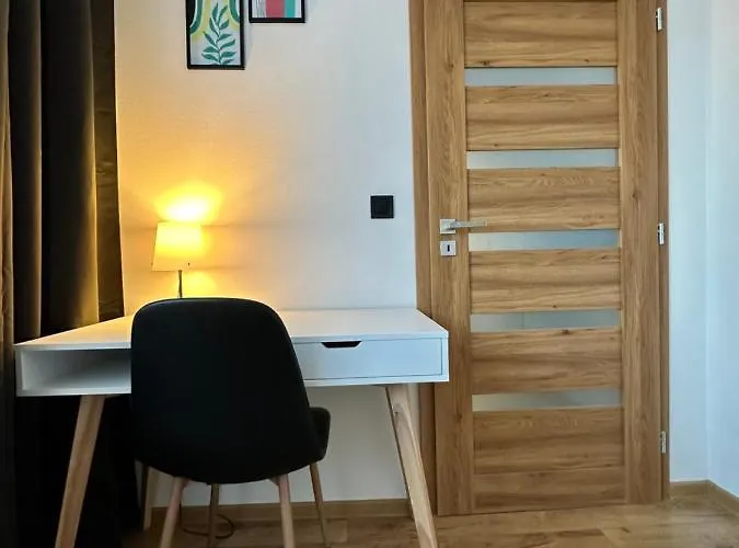 شقة Strateny Kluc